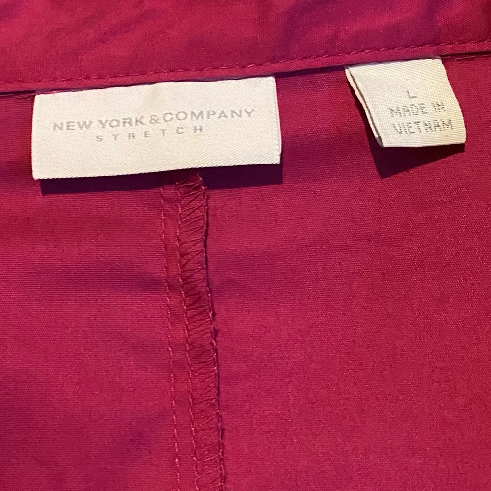 Pink button down top - Picture 2 of 2